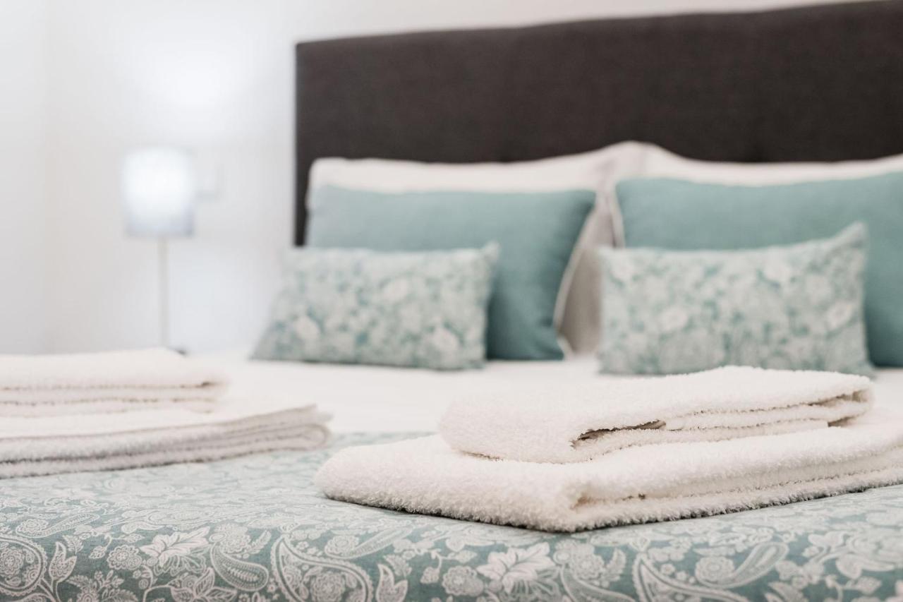 Lovelystay - 1br Flat W Ac And Balcony By Aliados Porto